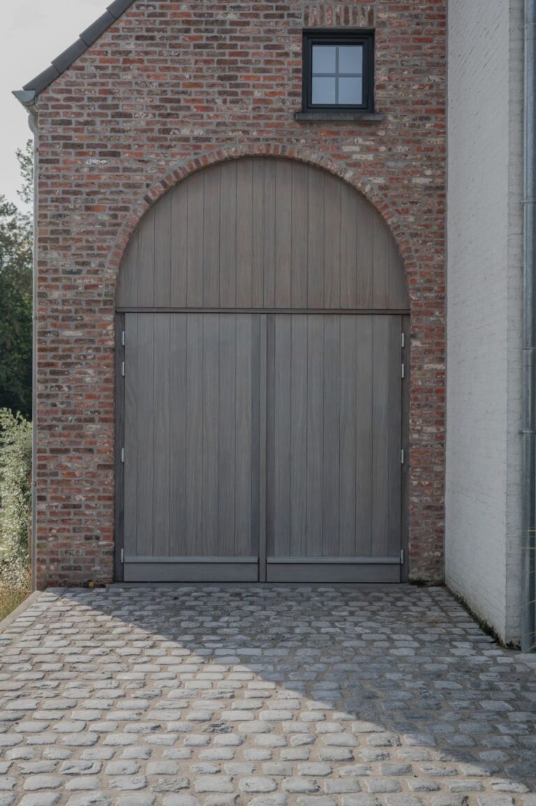 Houten deuren & oversteek