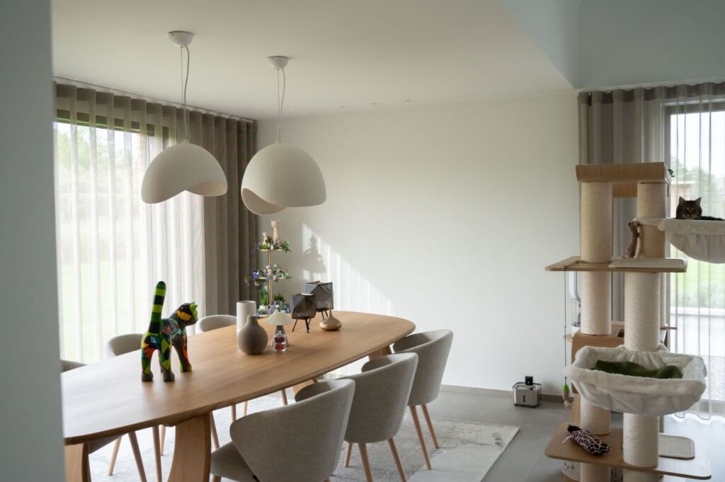 Volledig interieur in warme neutralen, Bilzen-Hoeselt (foto 2)