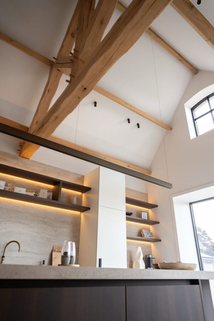 Nieuwbouwwoning in lichte tinten en natuurlijke materialen, Zutendaal (foto 4)