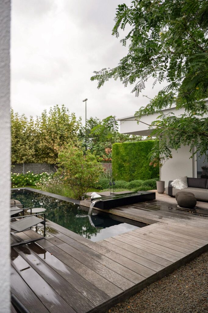 Moderne villa schilderwerken gevel, Bilzen-Hoeselt (foto 4)